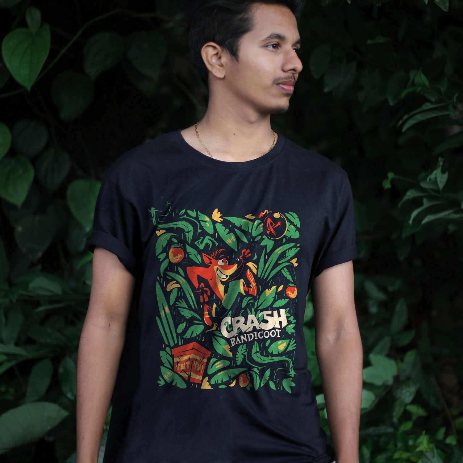 Crash Bandicoot Jungle Pattern Men's T-shirt, Wallpaper Style Unisex Fit Black Tee